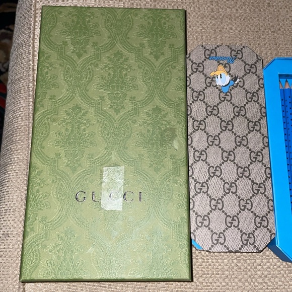 New authentic gucci x / Disney Donald Duck pencil set (limited edition) - Picture 5 of 12